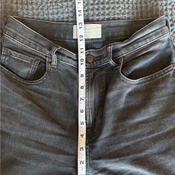 Gently Used Everlane 90s Cheeky Jean in Washed Black Women's size 27 Crop - Picture 9 of 12